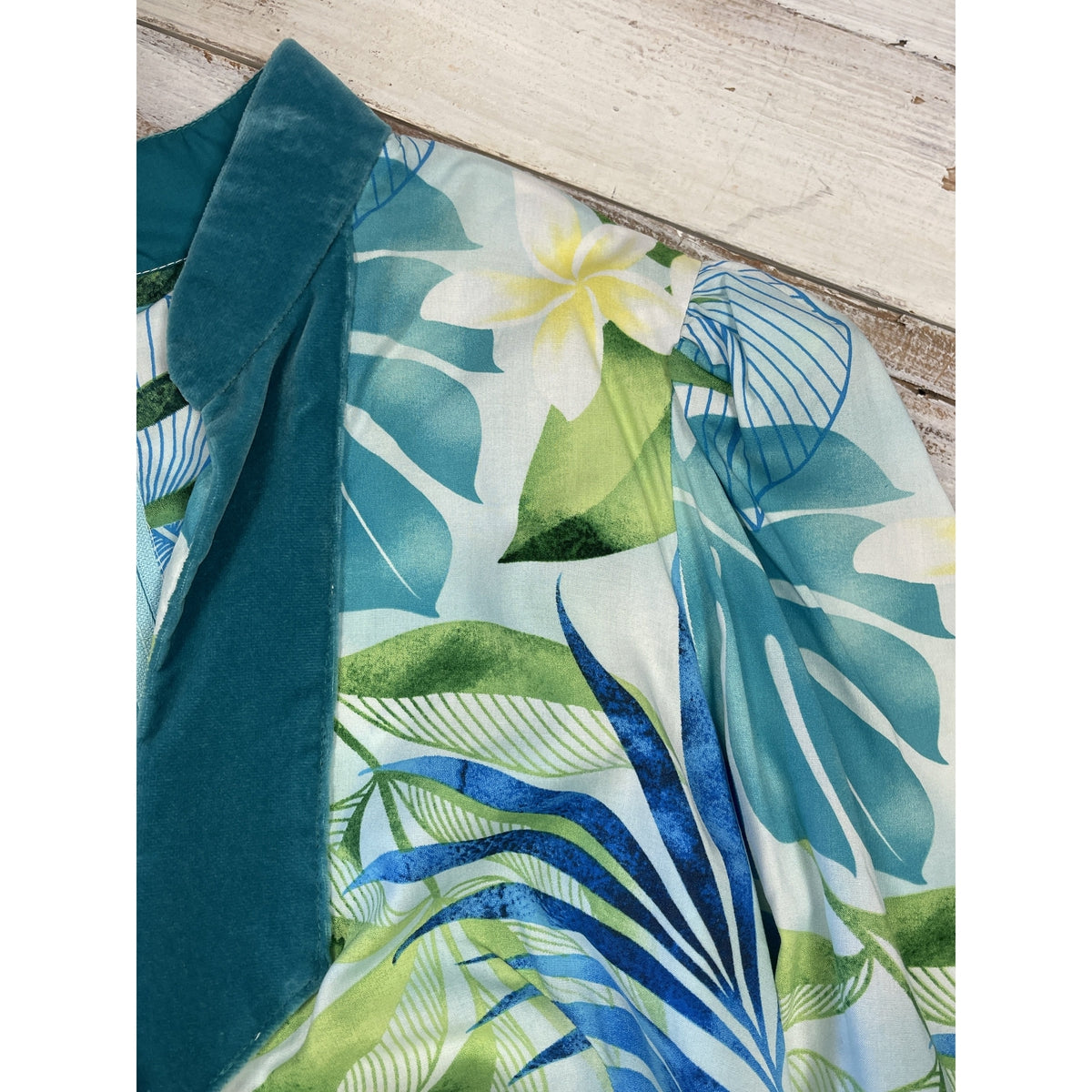 Green Mandarin Velvet Collar Monstera Leaf Hawaiian Dress | 2656