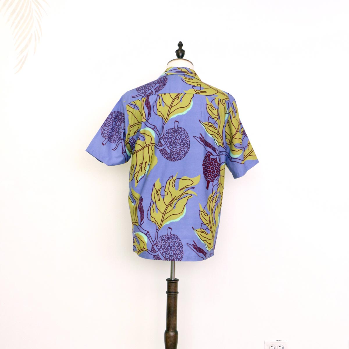 TUTUVI Ulu Print Aloha Shirts | Purple