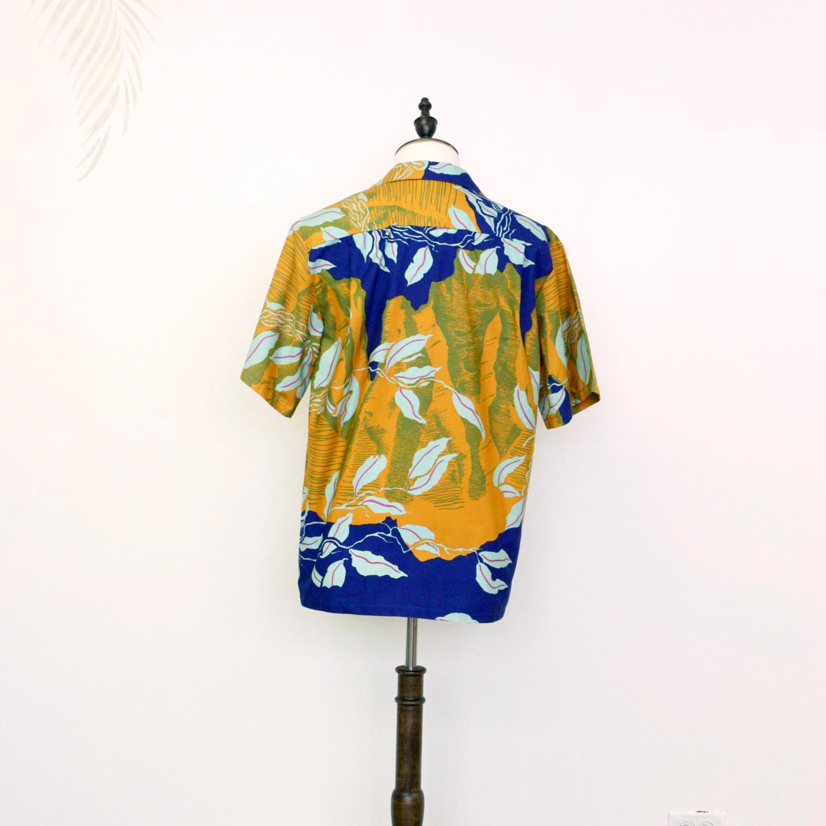 Koolau Mountain and Maile Lei Prints Aloha Shirts | Yellow & Blue